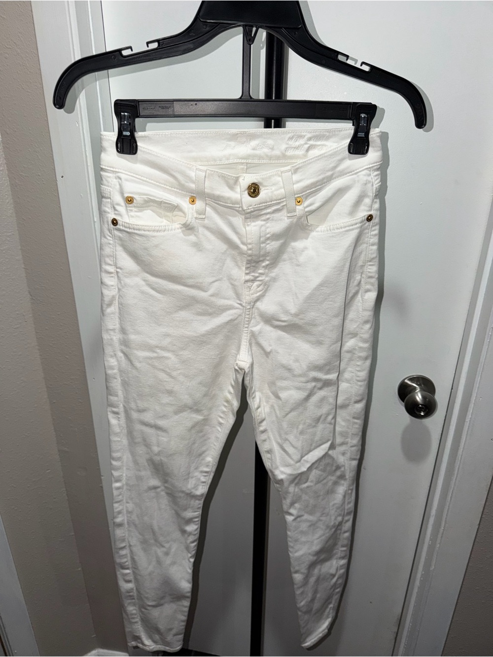 7 For All Mankind White Skinny Jeans – Size 26 – Stretch Denim